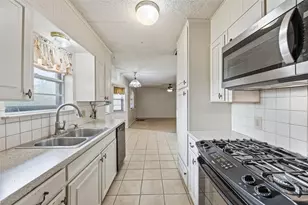 2903 Ashbury Dr, Arlington, TX 76015 - Photo 8