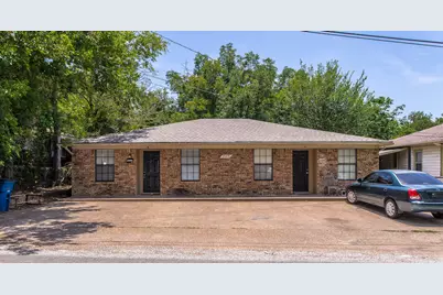 705 W Belknap Street #A, Ennis, TX 75119 - Photo 1