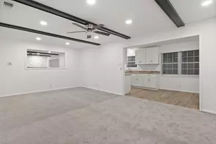 622 Oxford Dr, Sherman, TX 75092 - Photo 8