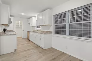 622 Oxford Dr, Sherman, TX 75092 - Photo 10