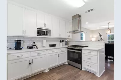 1110 W Clarendon Drive, Dallas, TX 75208 - Photo 4