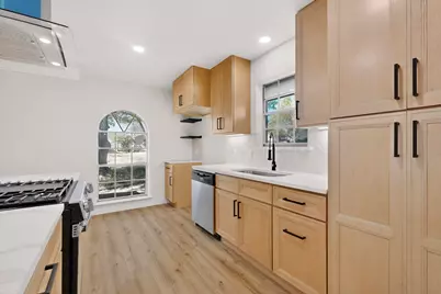 1100 Mount Vernon Street, Ennis, TX 75119 - Photo 12