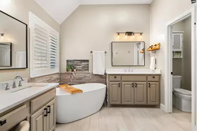 803 Shady Meadow Drive, Highland Village, TX 75077 - Photo 6