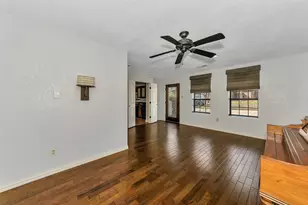3920 Kelsey Ct, Grapevine, TX 76051 - Photo 36