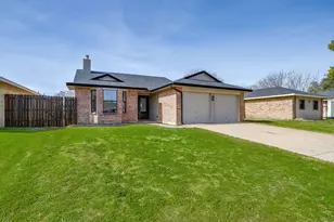 5408 Lilac Dr, Arlington, TX 76018 - Photo 1