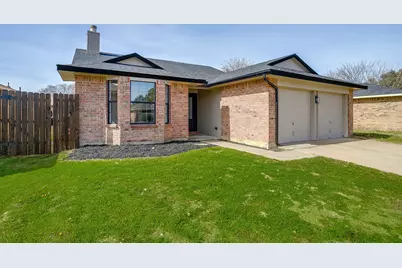 5408 Lilac Drive, Arlington, TX 76018 - Photo 2