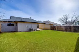 5408 Lilac Dr, Arlington, TX 76018 - Photo 36