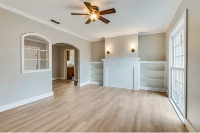 2629 Bowling Green Avenue, Dallas, TX 75216 - Photo 8