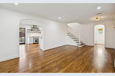 4700 W Amherst Avenue, Dallas, TX 75209 - Photo 8