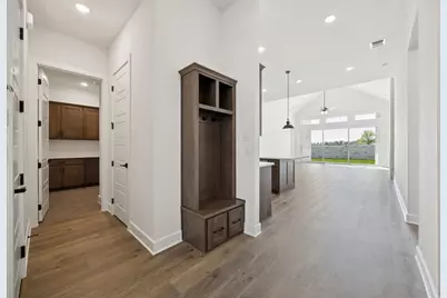 801 Lost Woods Way, McKinney, TX 75071 - Photo 2