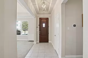 608 Washington Ave, Waxahachie, TX 75165 - Photo 2