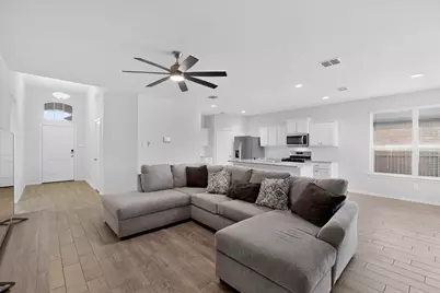 173 Lantana Trail, Boyd, TX 76023 - Photo 4