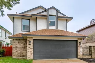 2106 Avignon Dr, Carrollton, TX 75007 - Photo 2