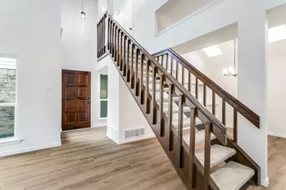 2106 Avignon Drive, Carrollton, TX 75007 - Photo 6