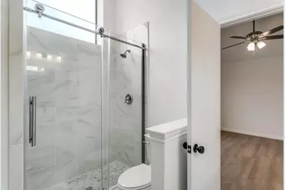 2106 Avignon Drive, Carrollton, TX 75007 - Photo 18