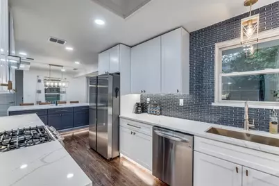 9026 Livenshire Drive, Dallas, TX 75238 - Photo 16