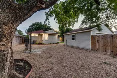 9026 Livenshire Drive, Dallas, TX 75238 - Photo 22