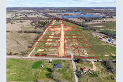 340 Roundtree Circle, Wolfe City, TX 75496 - Photo 4