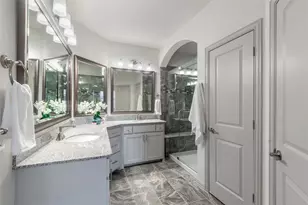 4691B Dozier Rd, Carrollton, TX 75010 - Photo 20