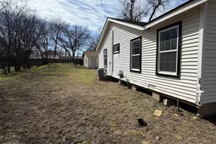 1613 Lexington St, Waco, TX 76711 - Photo 10