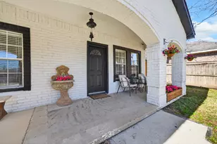 607 Bethpage Ave, Dallas, TX 75217 - Photo 2