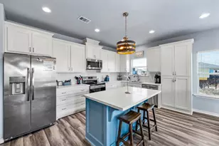 3264 Hidden Gold, Port Bolivar, TX 77650 - Photo 10