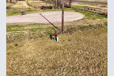 645 Fm 339, Mount Calm, TX 76673 - Photo 8