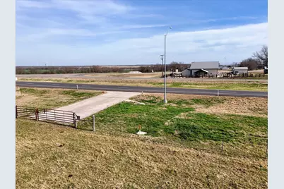 645 Fm 339, Mount Calm, TX 76673 - Photo 14