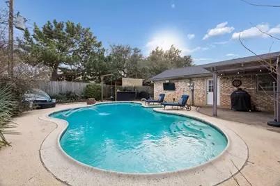 413 Baker Drive, Hurst, TX 76054 - Photo 24