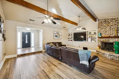 413 Baker Drive, Hurst, TX 76054 - Photo 10