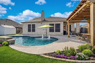 518 Clifton Ct, Midlothian, TX 76065 - Photo 1