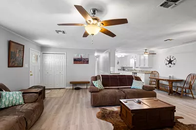 818 Country Club Road, Bowie, TX 76230 - Photo 6