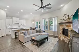 7804 Lewisville Ln, McKinney, TX 75071 - Photo 6