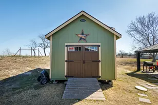 9204 Montana St, Joshua, TX 76058 - Photo 30