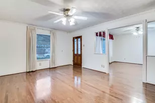 1229 Tanager Ln, Garland, TX 75042 - Photo 4