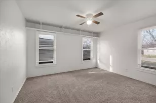 4328 Mackey Dr, North Richland Hills, TX 76180 - Photo 14