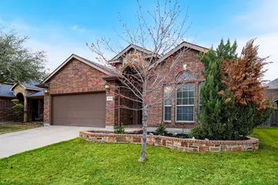 11921 Sundog Way, Fort Worth, TX 76244 - Photo 2