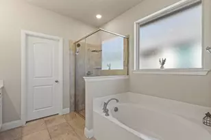 104 Colonial Dr, Joshua, TX 76058 - Photo 20