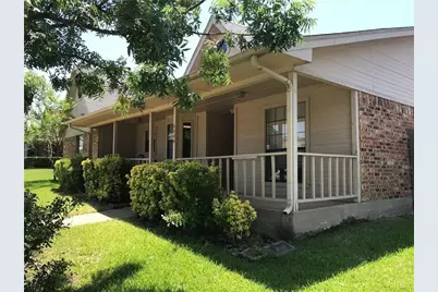 1126 Woodrow Drive, Lewisville, TX 75067 - Photo 2