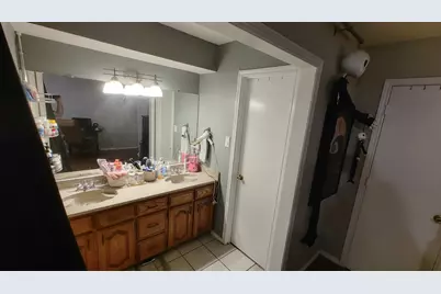 1126 Woodrow Drive, Lewisville, TX 75067 - Photo 14