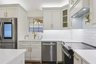 720 Calumet Ave, Cockrell Hill, TX 75211 - Photo 26