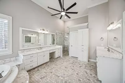 2900 Creek View Drive, Flower Mound, TX 75022 - Photo 22