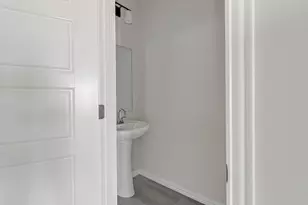 1136 E Broadway Ave, Fort Worth, TX 76104 - Photo 36