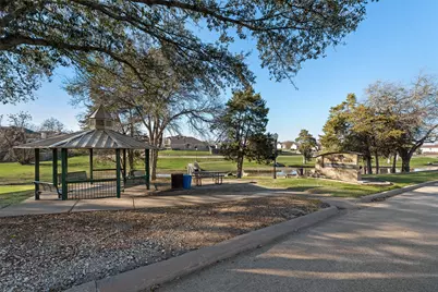 723 Creekstone Drive, Cedar Hill, TX 75104 - Photo 36