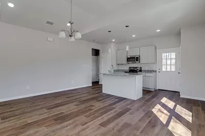 1649 E Terrell Avenue, Fort Worth, TX 76104 - Photo 10