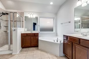 2784 Cresent Lake Dr, Little Elm, TX 75068 - Photo 10