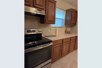 718 Red Oak Drive, Lewisville, TX 75067 - Photo 8