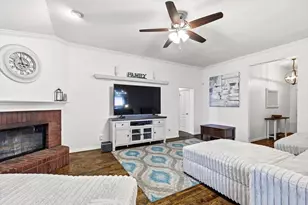 8163 Berkshire Dr, Fort Worth, TX 76137 - Photo 8