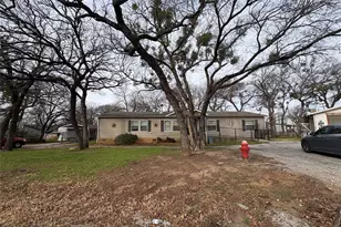 100 Live Oak St, Sanctuary, TX 76020 - Photo 2