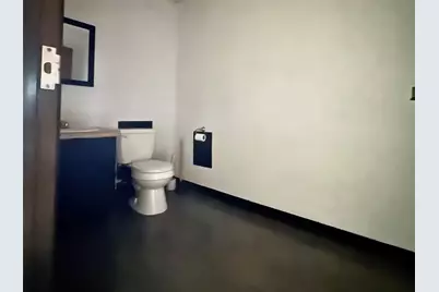 201 W Moore Avenue, Terrell, TX 75160 - Photo 32